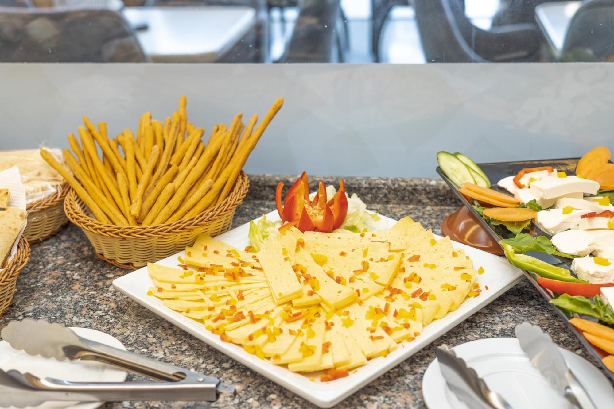 New Comfort Inn Giza Kafret el-Gabal Zewnętrze zdjęcie